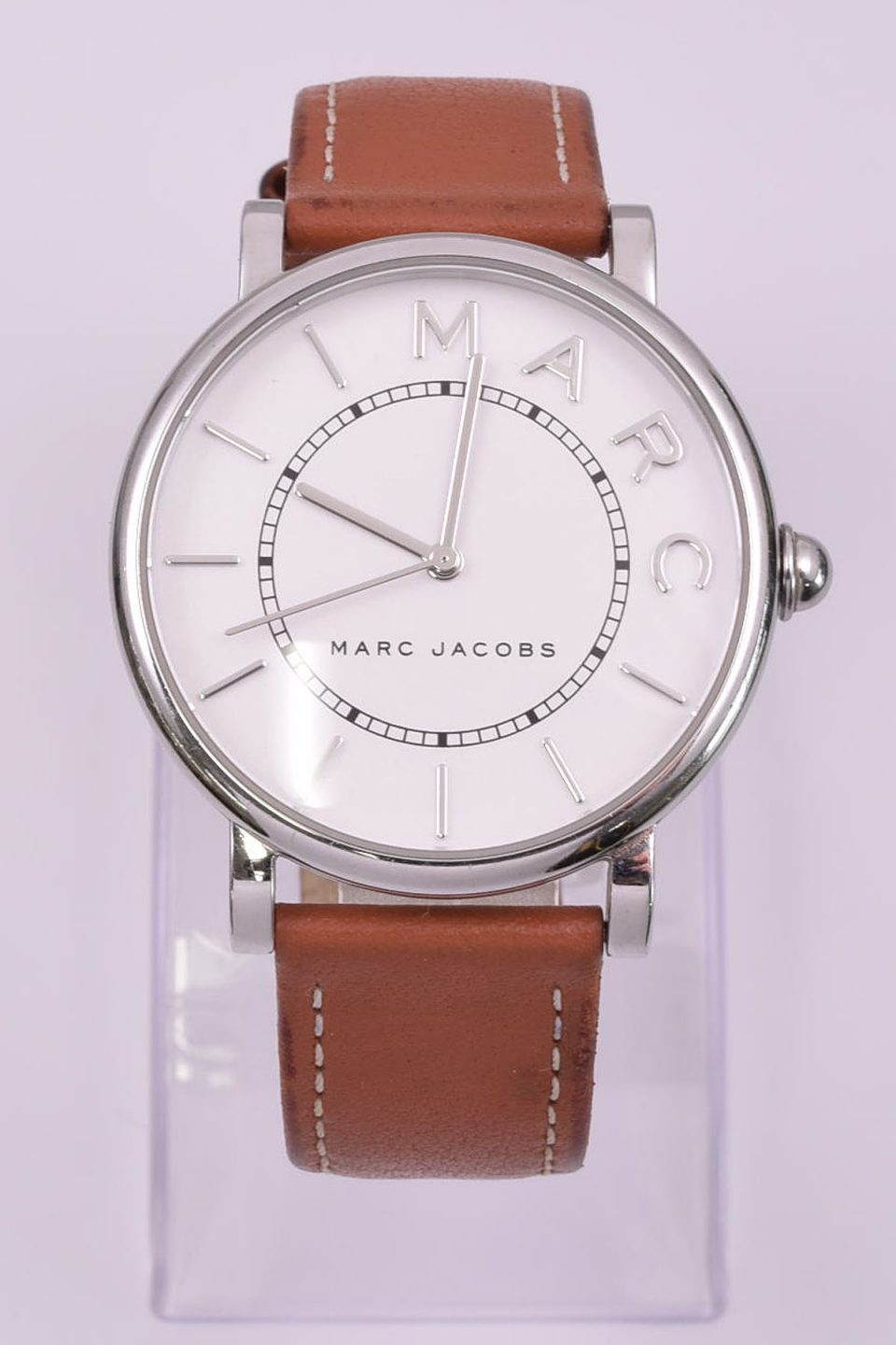 marc by marc jacobs ショップ 時計 電池 交換